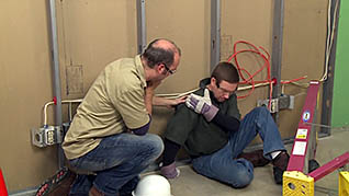 Ladder Safety In Construction Environments - Image 4