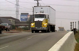 Driving: Heavy Trucks: Managing Space - Image 3