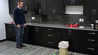 Bathroom And Breakroom Etiquette - Image 4