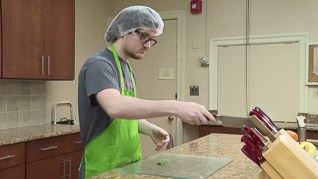 Hand Wrist And Finger Safety In Food Processing And Handling Environments - Image 2